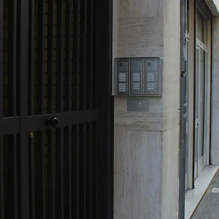 Crispi Design Apartment Trieste